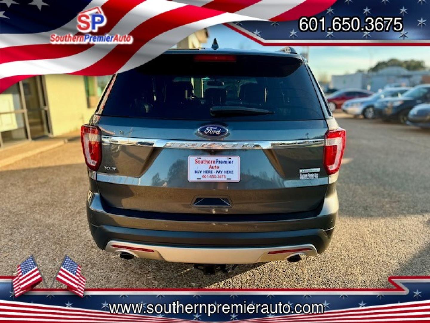 2016 GRAY FORD EXPLORER XLT (1FM5K7DH5GG) , located at 922 W. Beacon St., Philadelphia, MS, 39350, (601) 650-3675, 32.770447, -89.127151 - Photo#4